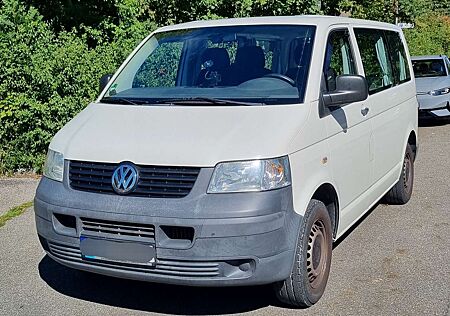 VW T5 Caravelle Volkswagen Camper