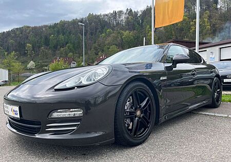 Porsche Panamera 4 / Bi-Xenon/ Klappenauspuff/ Memory