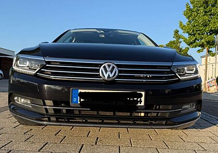 VW Passat Variant Volkswagen 1.8 TSI (BlueMotion Technology) DSG Highline
