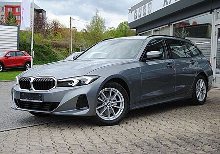 BMW 320 i Touring Auto.HUD.LC-Prof.LCI.LED.AHK
