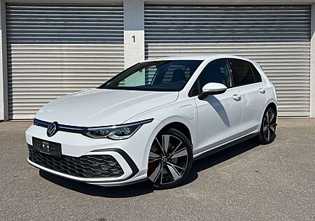 VW Golf Volkswagen VIII Lim. GTE eHybrid/Navi/Xenon/ACC/18 Alu