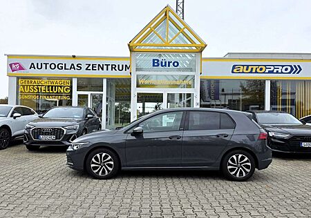 VW Golf Volkswagen VIII Limo Active Panorama schwenkbare AHK