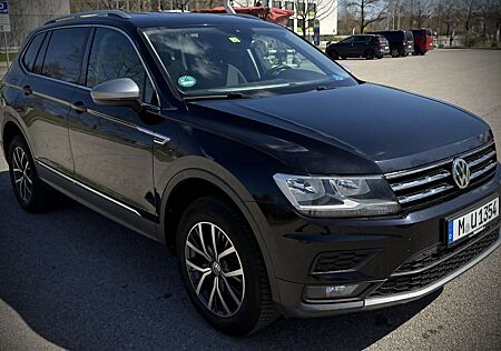 VW Tiguan Allspace Volkswagen , 7-Sitzer, Klima, Navi etc..