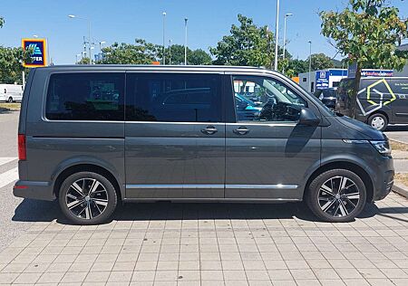 VW T6 Volkswagen .1 Multivan Multivan .1 DSG Kurz 4MOTION Highline