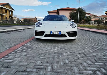 Porsche 911 Carrera 3.0 S OPF (EURO 6d) 3.0 S EU6d S OPF (EURO
