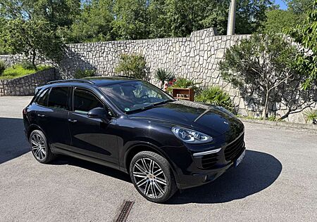Porsche Cayenne Diesel Platinum Edition