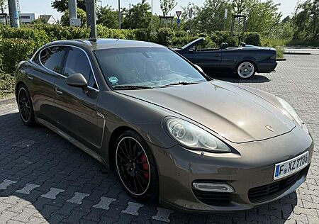 Porsche Panamera Turbo PDK