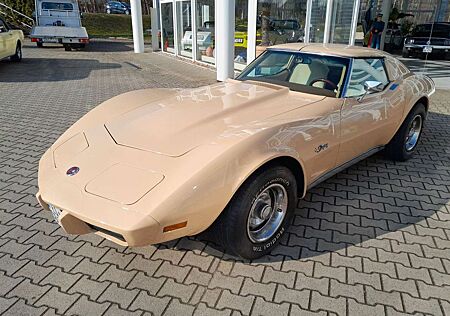 Chevrolet Corvette C3 Stingray T-Top Coupe 5.7 V8