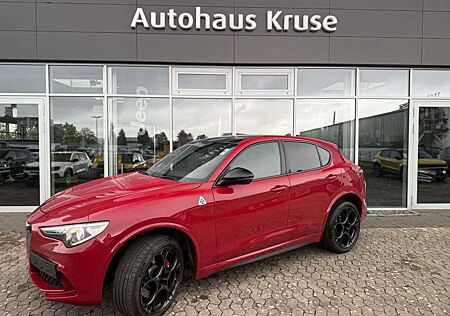 Alfa Romeo Stelvio V6 2.9 Bi-Turbo AT8-Q4 Quadrifoglio