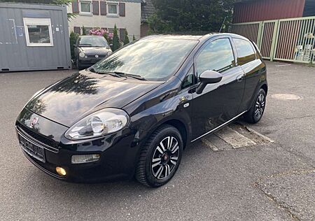 Fiat Punto Evo Young Edition 1Hand//Navi//Klima//Alu