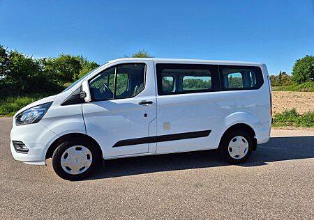Ford Transit Custom 320 L1H2 VA MH Trend