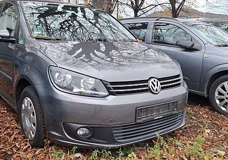 VW Touran Volkswagen 1.6 TDI DPF Comfortline