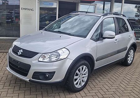 Suzuki SX4 1.6 VVT 4x4 Style+Ahk/Navi/PDC/Klimaauto/8fach ber