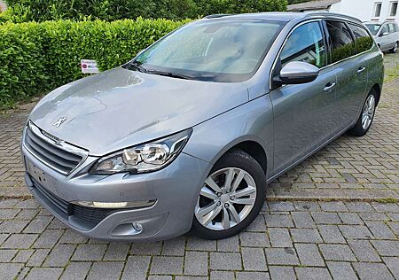 Peugeot 308 SW 1.6 eHDi Business-Line Panoramdach Navi