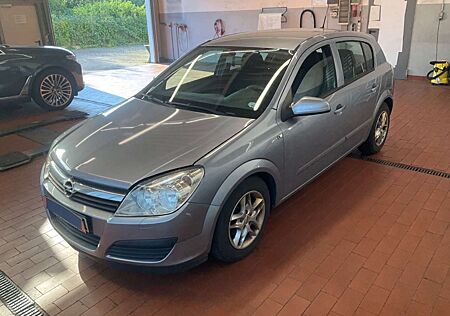 Opel Astra Fließheck Diesel 5-Türer 1.7 CDTI Edition