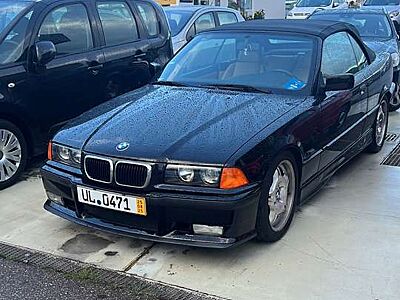 BMW 320 320i
