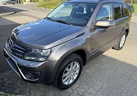 Suzuki Grand Vitara 1.9 DDiS DPF Comf + Standheizung