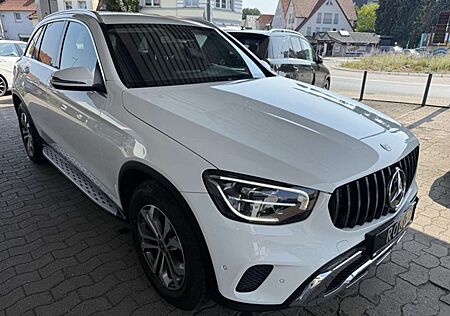 Mercedes-Benz GLC 220 AMG Optik Paket Kamera E-Klapp LED Ambie