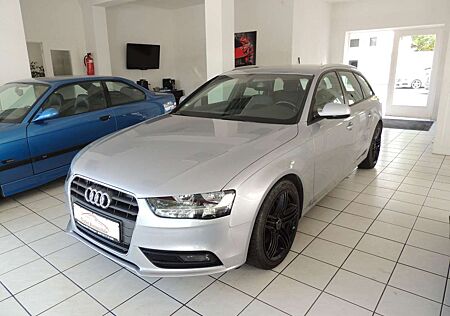 Audi A4 Avant S line Sportpaket / plus