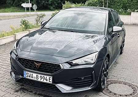 Cupra Leon VZ e-Hybrid/245*PS/1. Hand/Garantie/Winterräder