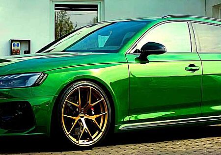 Audi RS4 Avant quattro, Matrix LED, Sport- Abgas, Alcantara