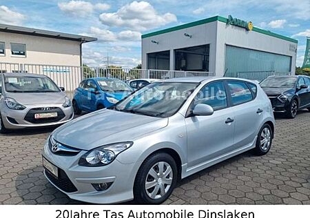 Hyundai i30 1.4 Classic "Klimaanlage" Allwetter bereift