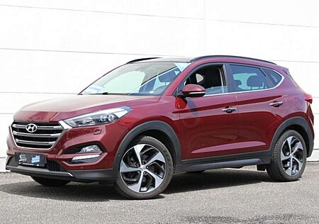 Hyundai Tucson 2.0 CRDi Leder Panoramadach AHK RFK Navi
