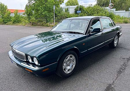 Jaguar XJ Sovereign 4.0 LANG