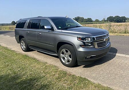 Chevrolet Suburban 4WD Premier Magnetic Ride