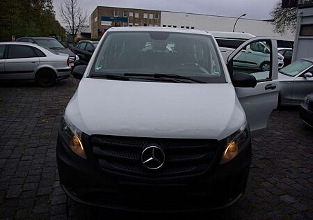 Mercedes-Benz Vito gebraucht kaufen Mercedes-Benz Vito Tourer 116 CDI/BT Pro lang Lederausstattung