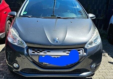 Peugeot 208 1 4 hdi diesel automatik **Tempomat**