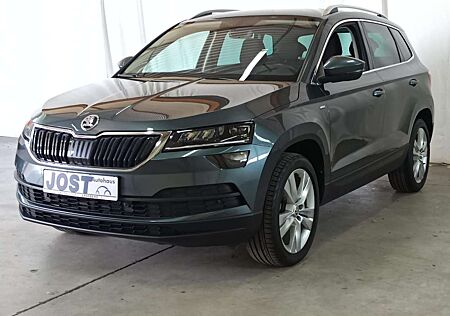 Skoda Karoq CLEVER 1.0 TSI Navi LED Kamera Kessy LM17 PDC SHZ
