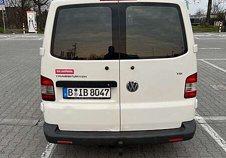 VW T5 Transporter Volkswagen Überholtermotor.