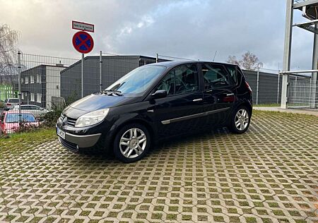 Renault Scenic 1.9 dCi FAP Avantage