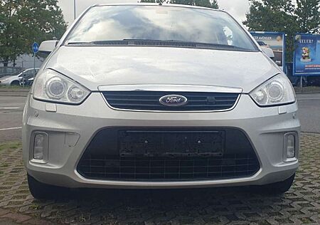 Ford C-Max Titanium