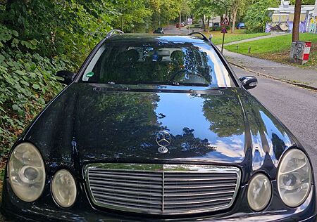 Mercedes-Benz E 200 T Kompressor Automatik Classic