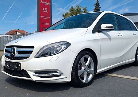 Mercedes-Benz B 200 / Automattik / Kamera / 87`Tkm