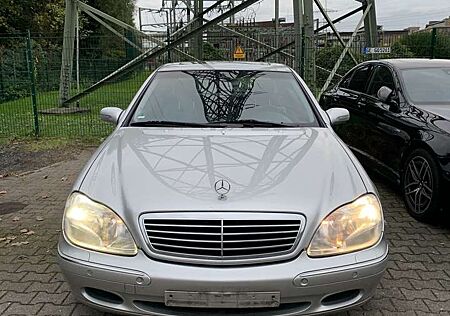 Mercedes-Benz S 320 Lpg