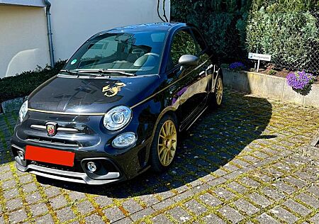 Abarth 595 Scorpioneoro