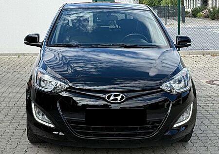 Hyundai i20 1.2 FIFA World Cup Edition
