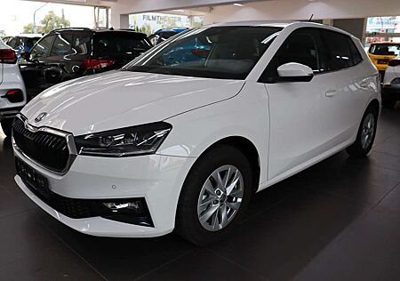 Skoda Fabia 1.0 TSi Style MJ22 CARPLAY SHZ LED SOFORT