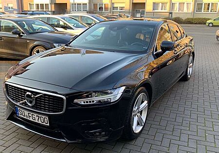 Volvo S90 D5 AWD Geartronic R Design