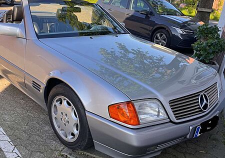Mercedes-Benz SL 320