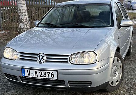 VW Golf Volkswagen 1.8 Highline