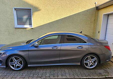 Mercedes-Benz CLA 200 7G-DCT AMG Line *Junge Sterne Garantie*