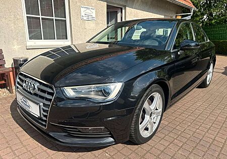 Audi A3 Limousine ambition* SITZ HZG* XENON* LM* NAVI