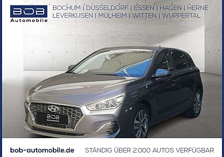 Hyundai i30 1.4 T-GDI Trend Kamera+Navi+Klima+Allwetter+AppleC