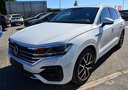VW Touareg Volkswagen 3.0 V6 TDI R line Matrix LED Luft ACC AHK