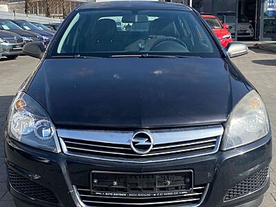 Opel Astra Basis/