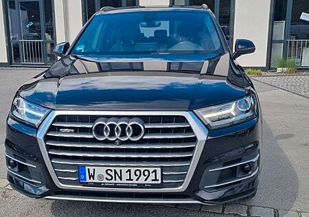 Audi Q7 3.0 TDI quattro tiptronic